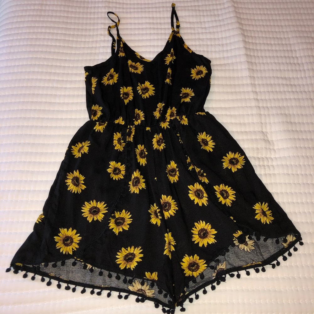 Sunflower romper for summer
